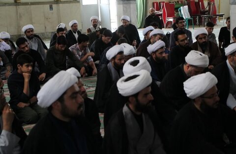 گردهمایی اعضای گردان ۳۱۳ بقیة الله الاعظم (عج) طلاب و روحانیون بسیجی در مسجد جامع ملایر