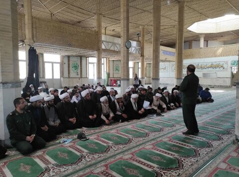 گردهمایی اعضای گردان ۳۱۳ بقیة الله الاعظم (عج) طلاب و روحانیون بسیجی در مسجد جامع ملایر