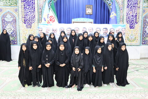 نمازجمعه دیر به روایت تصویر