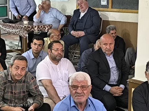 تصاویر/ اقامه نماز جمعه ماکو