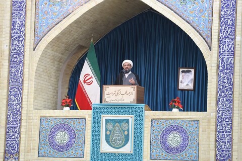 تصاویر / اقامه نماز جمعه همدان