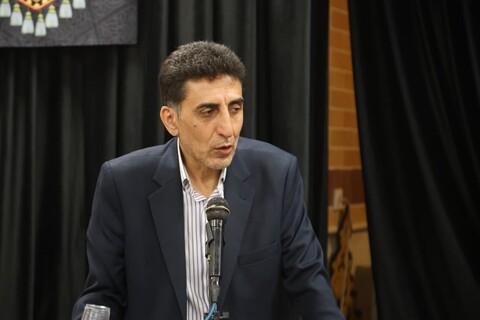 تصاویر / دیدار جمعی از اصحاب رسانه با امام جمعه همدان