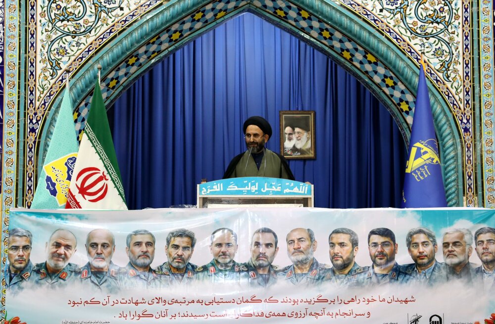 انتقاد امام جمعه موقت دیّر از سرعت‌گیرهای غیراستاندارد در شهرستان