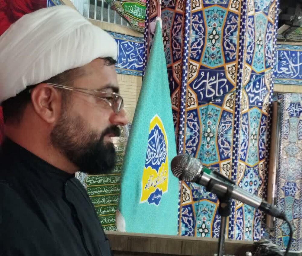 امروز ولایت‌مداری و اطاعت از رهبری معظم، ثواب یاری سیدالشهدا(ع) را دارد+عکس