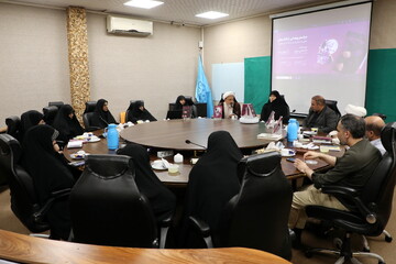 تصاویر/  مراسم رونمایی از دو اثر تازه کارگروه تجربه‌نگاری فرهنگی