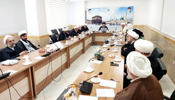 در هم‌اندیشی اساتید زباندان حوزه با نماینده ولی‌فقیه در حج و زیارت چه گذشت؟