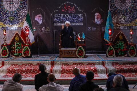 بزرگداشت چهلمین روز شهدای اقتدار در مسجد مقدس جمکران