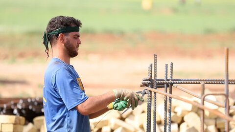 تصاویر گام بلند بسیج سازندگی برای رفع تنش بی آبی در لرستان