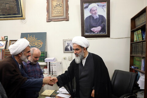 تصاویر/ دیدار اعضای کنگره بزرگداشت شهدای رودسر با آیت الله فاضل لنکرانی