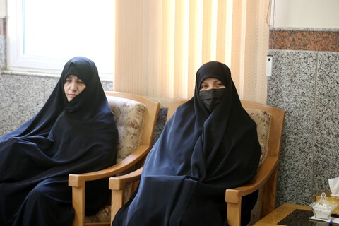 تصاویر/ دیدار همسر شهید سلامی با مدیر حوزه های خواهران