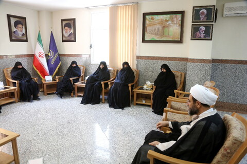 تصاویر/ دیدار همسر شهید سلامی با مدیر حوزه های خواهران
