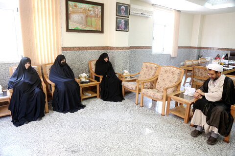 تصاویر/ دیدار همسر شهید سلامی با مدیر حوزه های خواهران