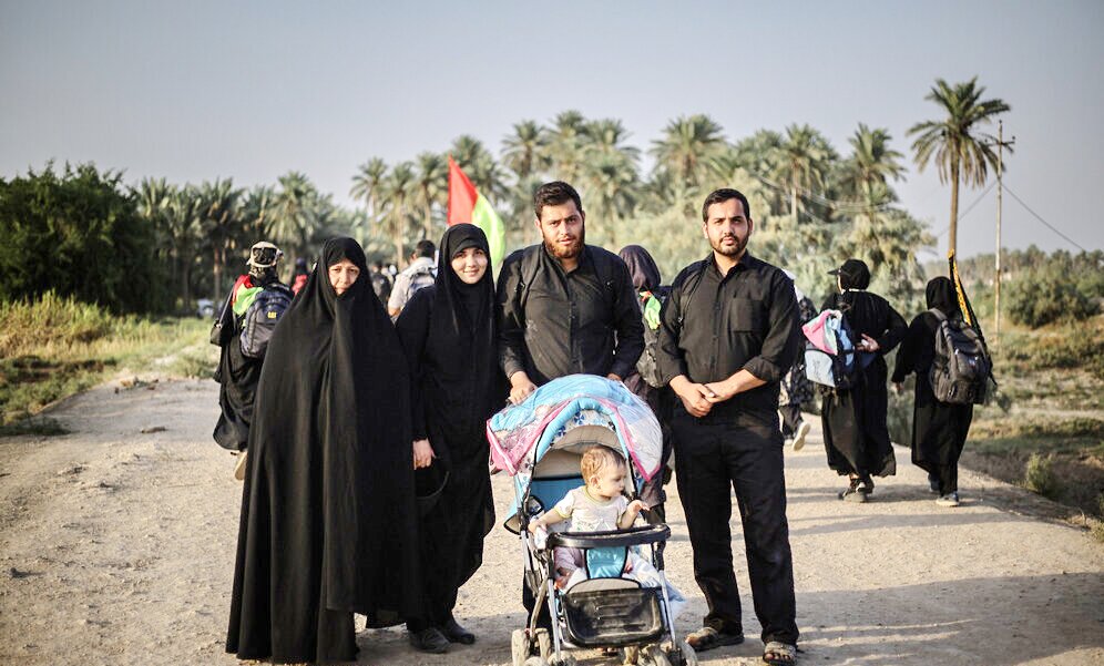 پاسخ روانشناسی به یک سؤال سخت: اربعین را خانوادگی برویم یا تنها؟