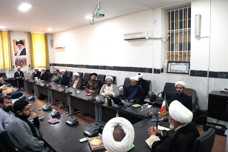 آیین رونمایی از نخستین نشریه کلامی غرب کشور در کرمانشاه برگزار شد