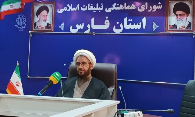 مناسبت‌های ملی و انقلابی باید به شکل اصیل و مردمی برگزار شود