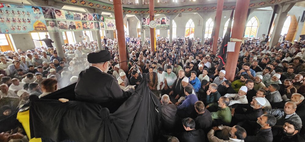 رئیس انجمن شرعی شیعیان جامو و کشمیر: پیام عاشورا زمانی تأثیرگذار و ماندگار خواهد بود که در زندگی فردی و اجتماعی ما تجلّی یابد