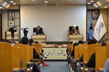 نشست فرهنگی «کشف ایده در فرآیند نگارش فیلمنامه» در قم برگزار شد