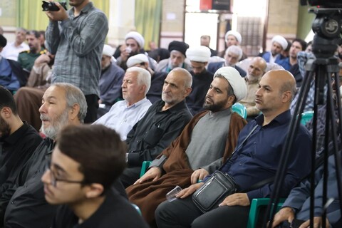 تصاویر / نشست مشترک ائمه جماعت، هیئت امنا و فرماندهان پایگاه‌های بسیج مساجد شاخص همدان