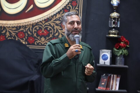 تصاویر / نشست مشترک ائمه جماعت، هیئت امنا و فرماندهان پایگاه‌های بسیج مساجد شاخص همدان