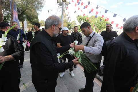 تصاویر / آیین بدرقه خادمان شهرداری اصفهان در اربعین حسینی به کربلا