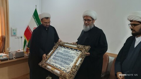 تصاویر/حضور رئیس دفتر تبلیغات اسلامی خوزستان در اروندکنار و تقدیر از فعالان فرهنگی و تبلیغی منطقه