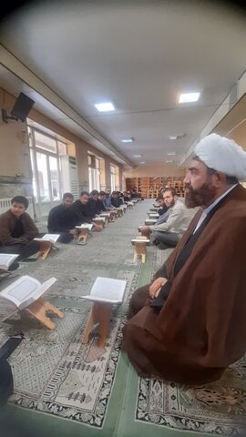 تصاویر / اختتامیه دوره تابستانی آموزش قرآن کریم   طلاب مدارس علمیه استان قزوین
