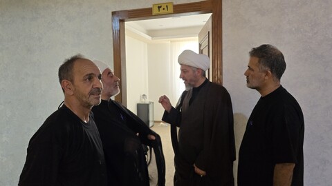 بازدید معاون منابع انسانی و پشتیبانی حوزه های علمیه از حسینیه امام رضا(ع) (مفتاح نجف اشرف)