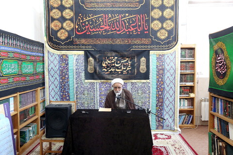 دیدار حجت الاسلام والمسلمین ملکی با کارکنان مرکز مطالعات و پاسخ گویی به شبهات
