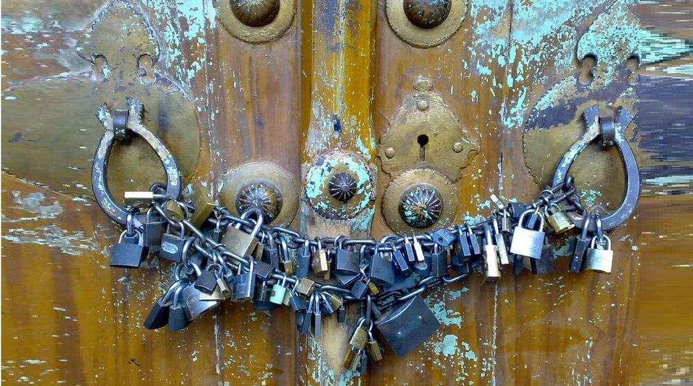 چرا خرافات گاهی جواب می‌دهند؟
