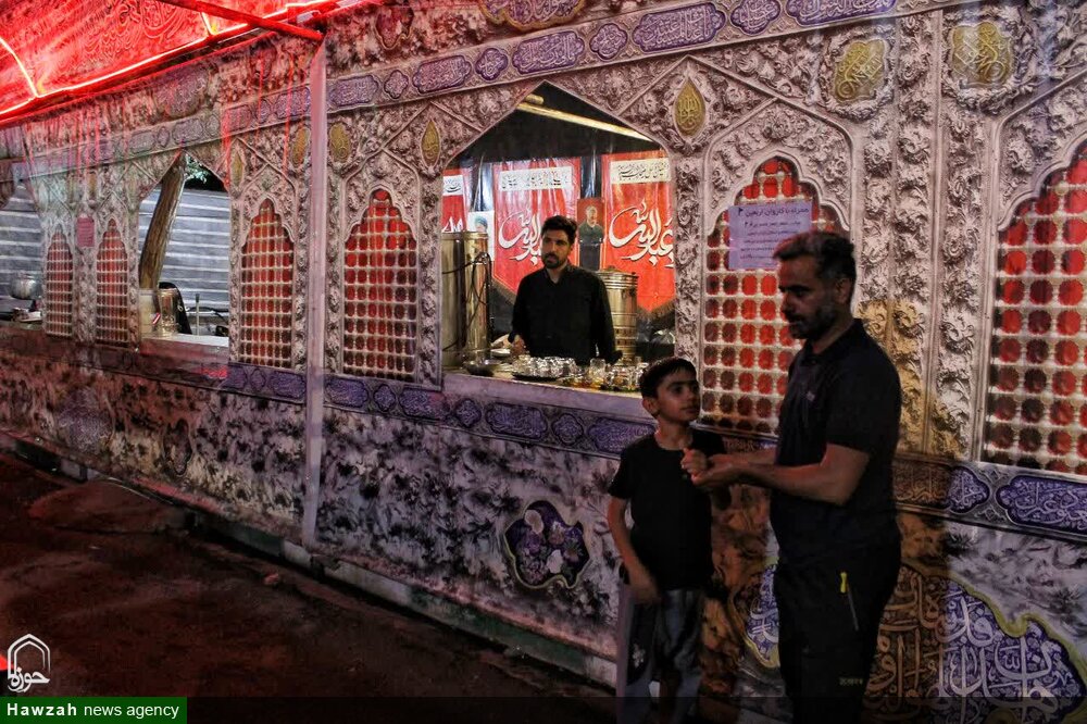 فیلم | پذیرایی عاشقانه لرستانی از زائران اربعین در موکب اعظم امام خامنه ای خرم آباد