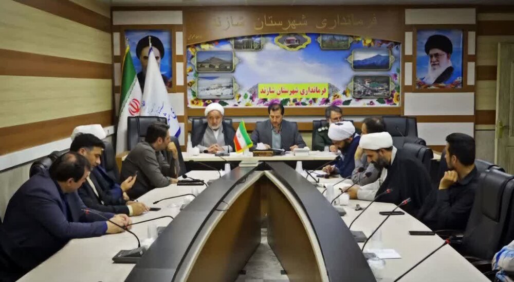 جلسه هماهنگی دومین کنگره ۶۲۰۰ شهید استان مرکزی در شازند برگزار شد+تصاویر