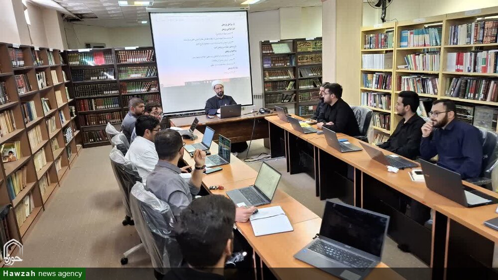 تصاویر/ برگزاری دوره های پژوهشی در پژوهش سرای حوزه علمیه اردبیل
