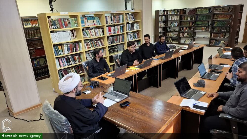 تصاویر/ برگزاری دوره های پژوهشی در پژوهش سرای حوزه علمیه اردبیل