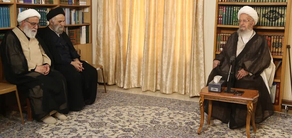 सुन्नतों के संरक्षण के साथ-साथ, वर्तमान युग की माँगों को भी ध्यान में रखा जाना चाहिए