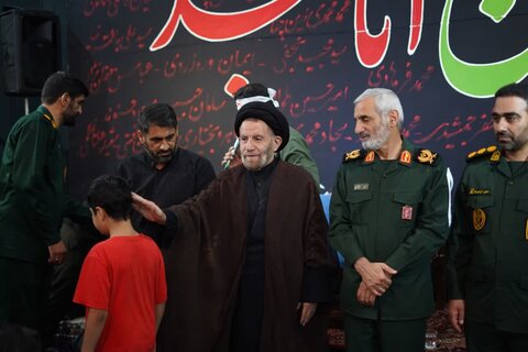 تصاویر مراسم یادبود اربعین شهدای جنگ تحمیلی ۱۲ روزه بد حضور نماینده ولی فقیه در استان لرستان