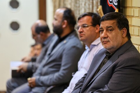 تصاویر | دیدار جمعی از مدیران و مسئولان استان با نماینده ولی فقیه در آذربایجان شرقی