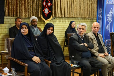 تصاویر | دیدار جمعی از مدیران و مسئولان استان با نماینده ولی فقیه در آذربایجان شرقی