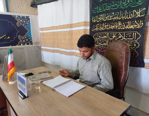 تصاویر/ جلسه دفاعیه تحقیق پایانی طلبه مدرسه علمیه آیت‌الله مدنی کاشانی(ره)