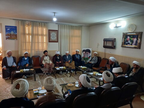 تصاویر/ نشست مدیران مدارس علمیه منطقه کاشان