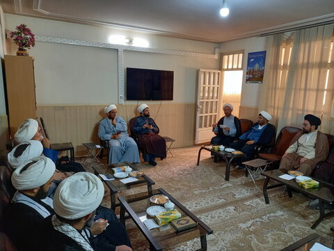 تصاویر/ نشست مدیران مدارس علمیه منطقه کاشان