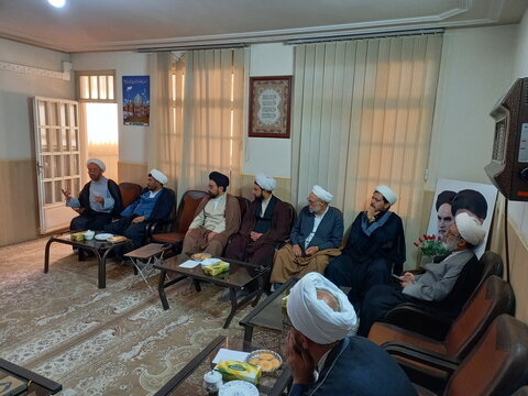 تصاویر/ نشست مدیران مدارس علمیه منطقه کاشان