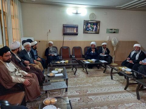 تصاویر/ نشست مدیران مدارس علمیه منطقه کاشان