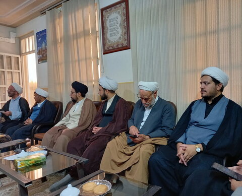 تصاویر/ نشست مدیران مدارس علمیه منطقه کاشان