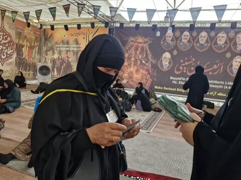 تصاویر/ تردد زوار کشورهای حوزه قفقاز از مرز بازرگان