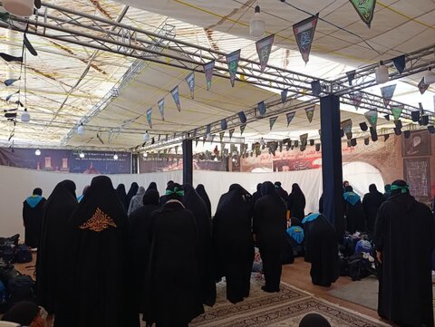 تصاویر/ تردد زوار کشورهای حوزه قفقاز از مرز بازرگان