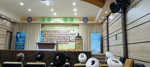 تصاویر/ نشسست تبیین ائمه جماعات شهرستان ارومیه با موضوع تحلیل جنگ 12 روزه