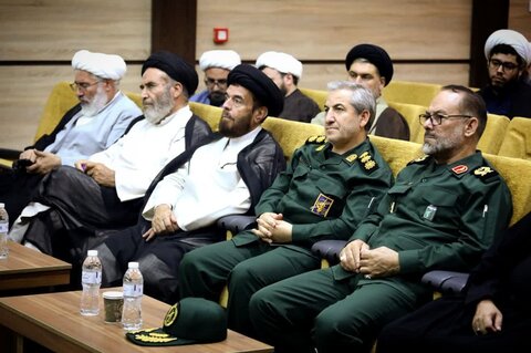 تصاویر/ نشسست تبیین ائمه جماعات شهرستان ارومیه با موضوع تحلیل جنگ 12 روزه