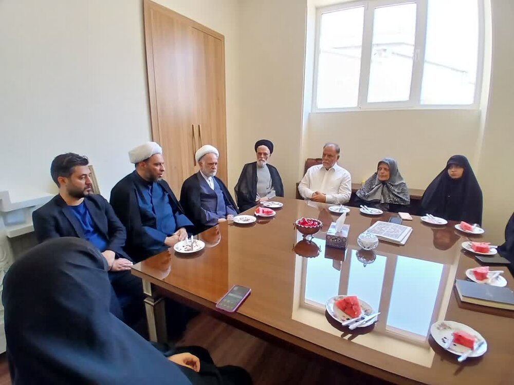 مراسم تودیع و معارفه مدیر مدرسه علمیه حضرت ولی عصر (عج) برگزار شد