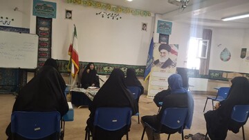 بنابر روایات سوره فجر به امام حسین (ع) نسبت داده شده است