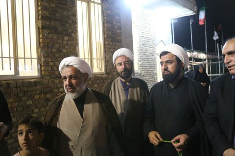 تصاویر/ سخنرانی عضو مجلس خبرگان رهبری در مسجد صاحب الزمان روستای زنجیره سفلی